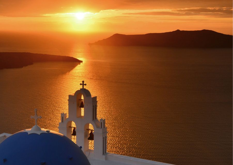 Santorini Highlights Guided Tour With Black Beach - Key Points