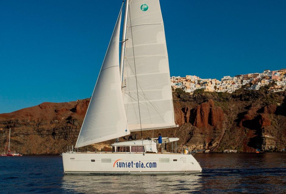 Santorini:Private Catamaran Tour With BBQ & Unlimited Drinks - Key Points