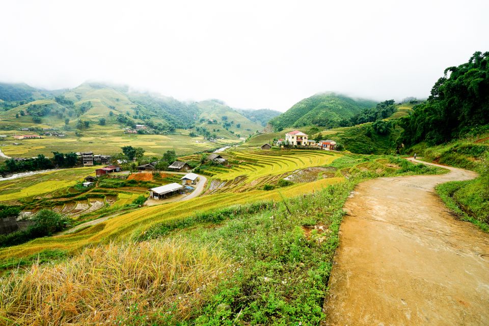 Sapa: 3-Day, 3-Night Trek and Hotel With Overnight Train - Key Points