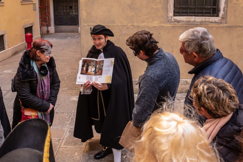 Secrets of Venice Carnival and Life of Casanova Tour - Key Points