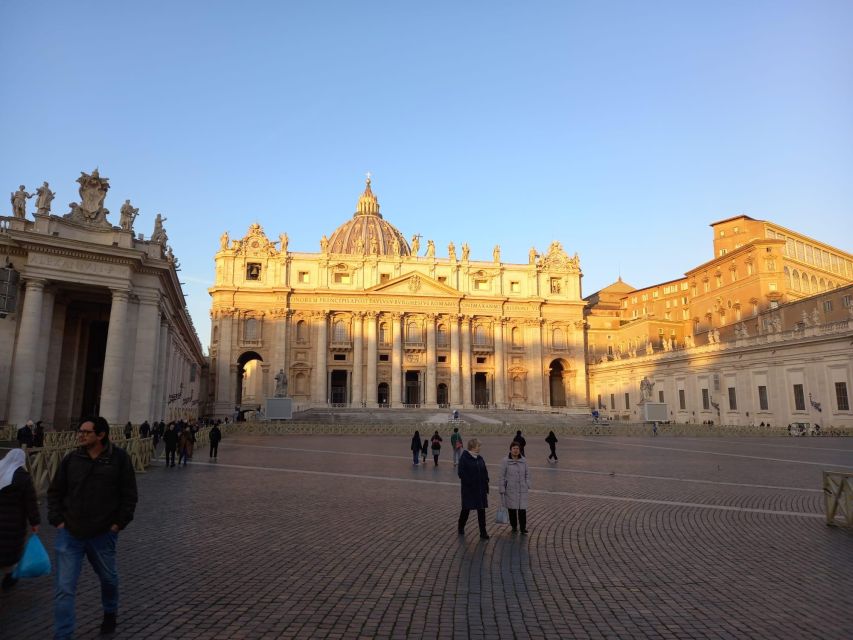 St Peters Basilica Tour With Dome and Crypts - Key Points