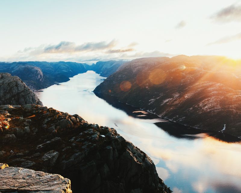 Stavanger: Guided Sunrise Hike to Pulpit Rock - Overview of the Tour