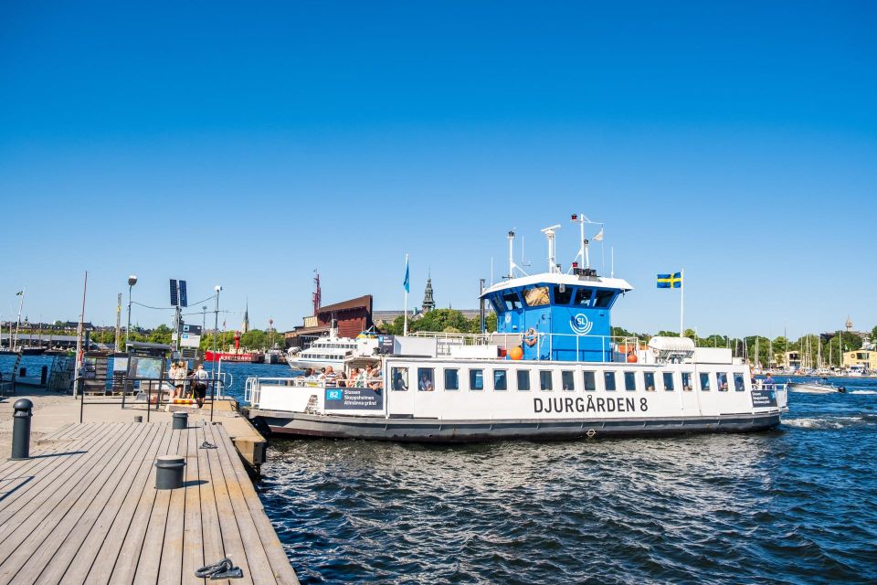 Stockholm Gamla Stan Walking Tour and Djurgården Boat Cruise - Key Points