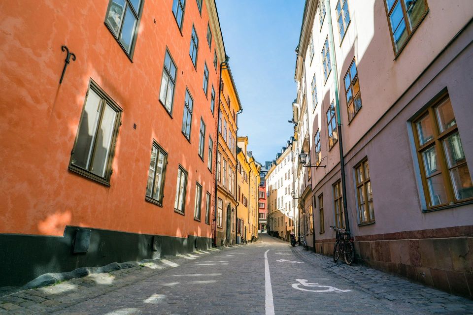 Stockholm: Private History Tour With a Local Expert - Key Points