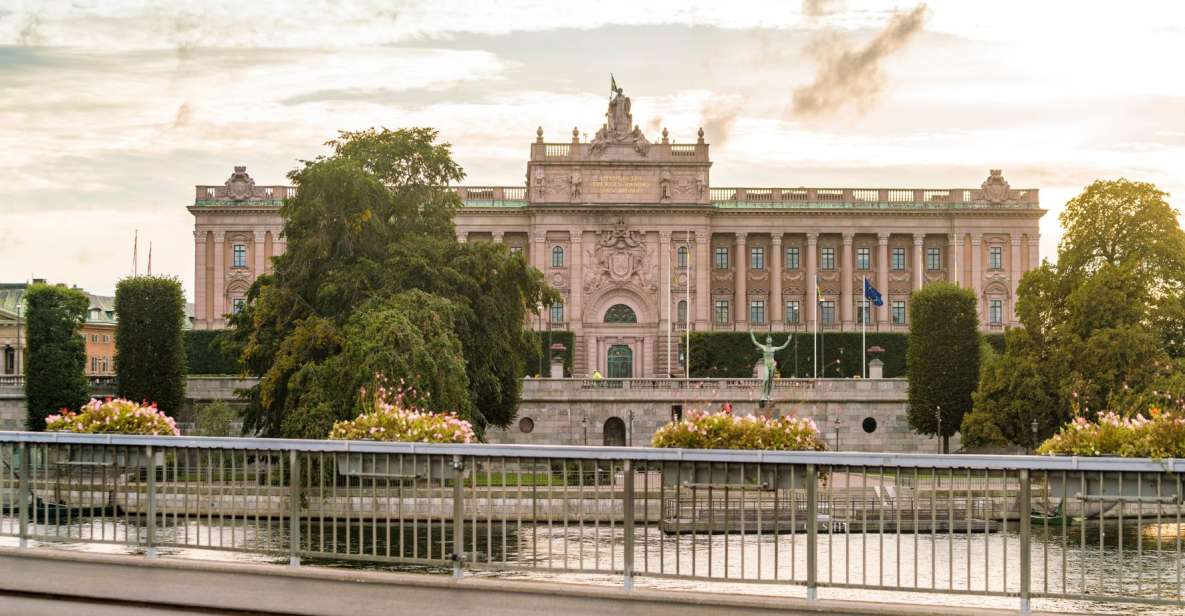 Stockholm Royal Palace Museums Gamla Stan Skip-the-line Tour - Key Points