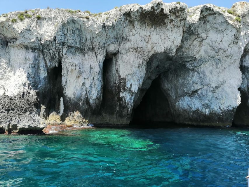 Syracuse: Ortigia Island Boat Trip With Marine Grottoes - Key Points