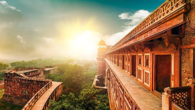 Taj Mahal Day From Delhi by Car. - Key Points