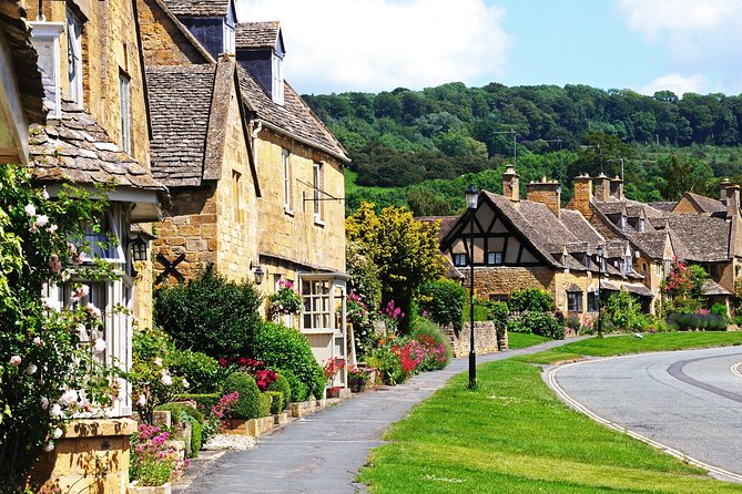 The Cotswolds Guided Day Tour From London - Key Points