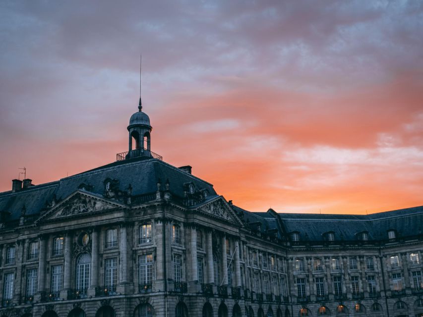 THE COVERED SECRETS PASSAGES OF PARIS - FRANCE - Key Points