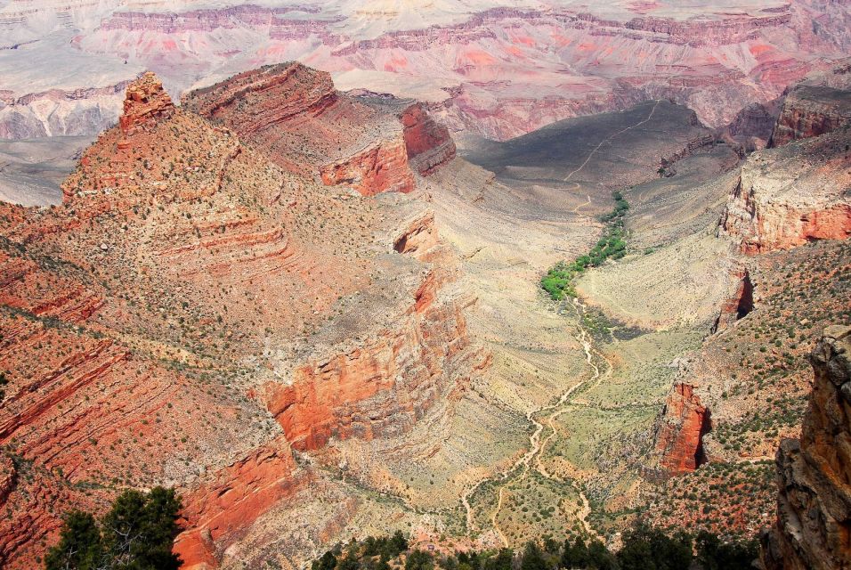 The Grand Canyon South Rim: In-App Audio Tour (ENG) - Key Points