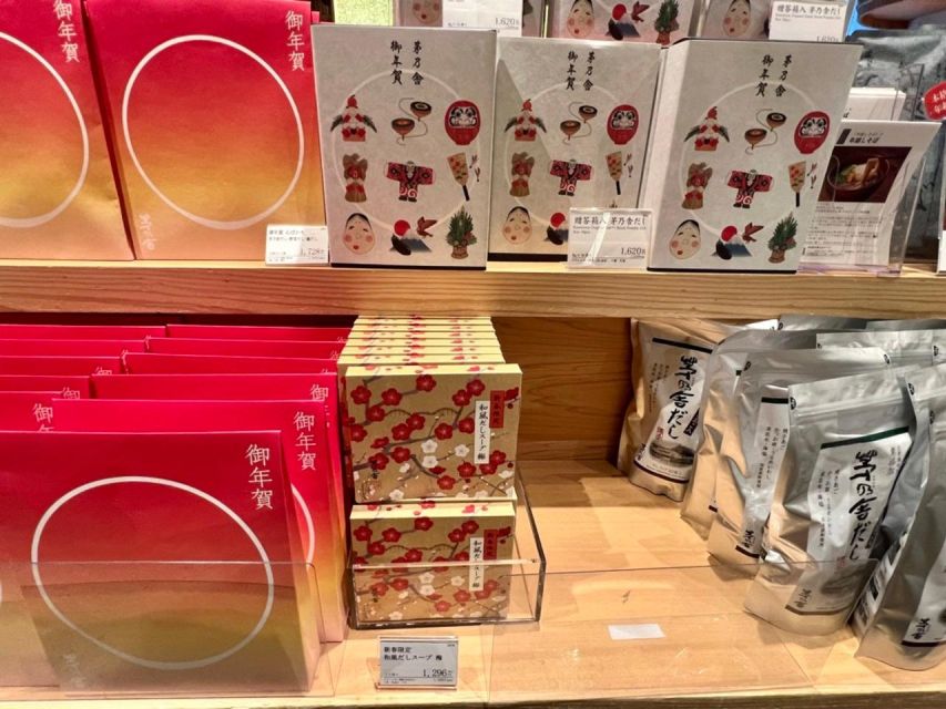 Tokyo: Dashi Drinking and Shopping Tour at Nihonbashi - Key Points