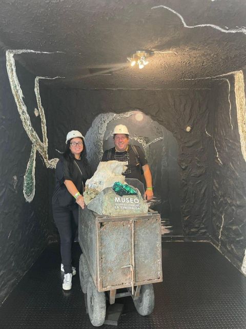 Tour of Colombian Emeralds & Building Viewpoint - Key Points