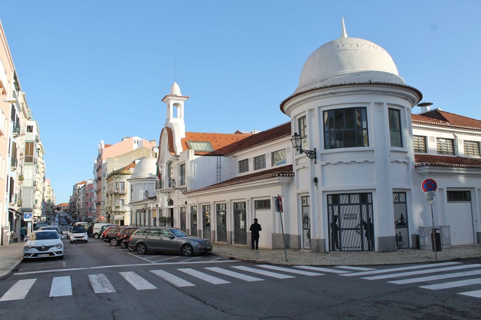 Traditional Lisbon Food Tasting Experience - Key Points