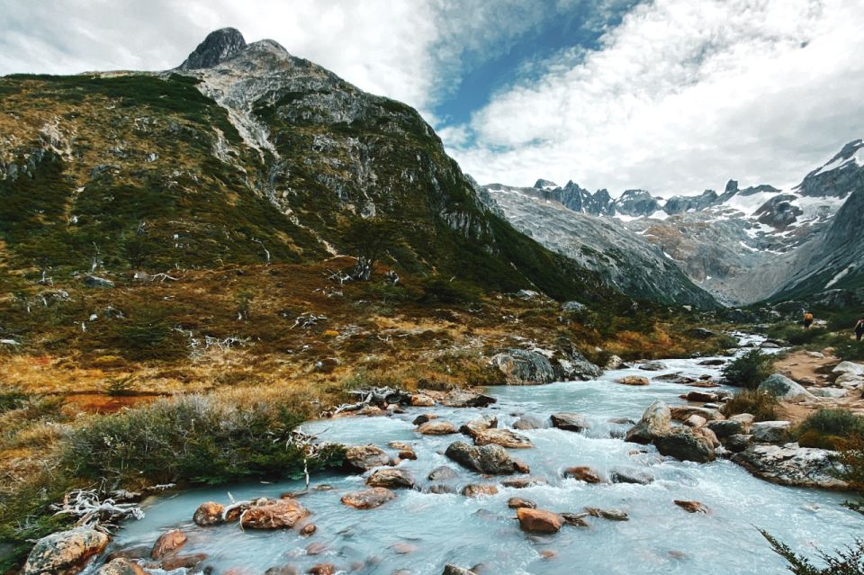 Trekking to Emerald Lagoon - Key Points