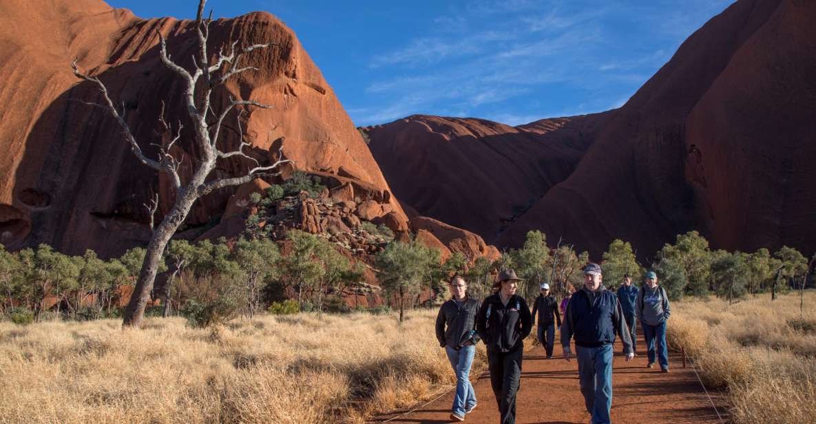 Uluru: Guided Trek of Ulurus Base in a Small Group - Key Points