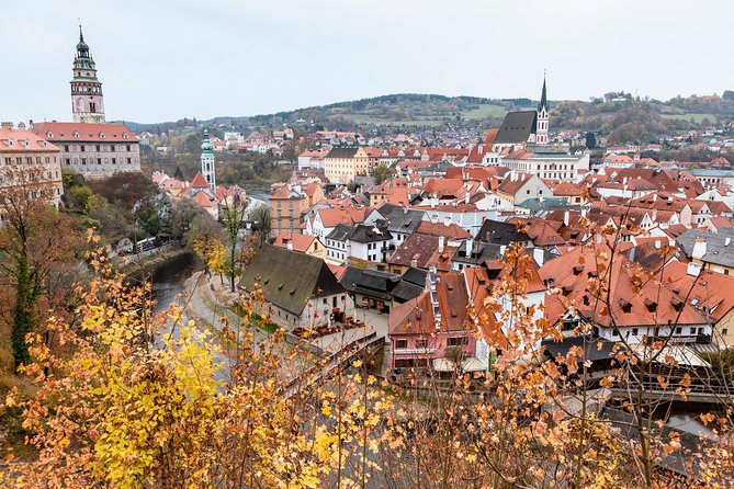 UNESCO Cesky Krumlov From Prague With Guided Tour and Transfer - Good To Know