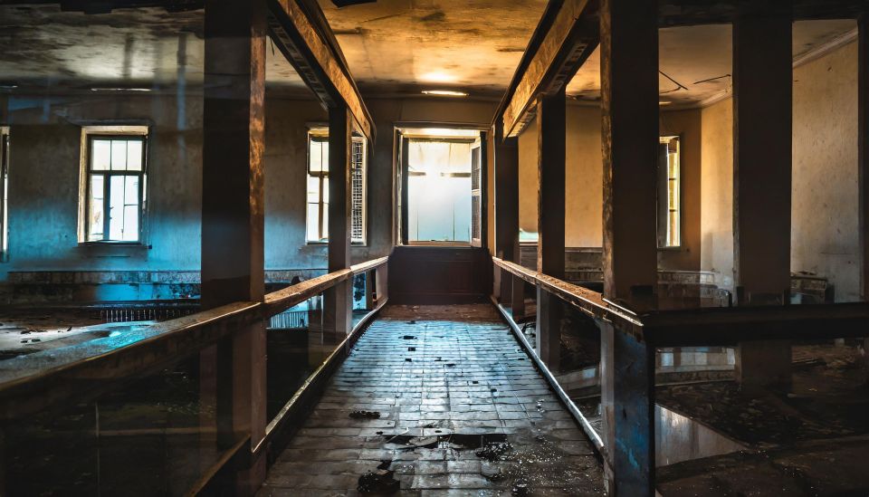 Urbex Comacchio: One Day in Abandonment - Key Points