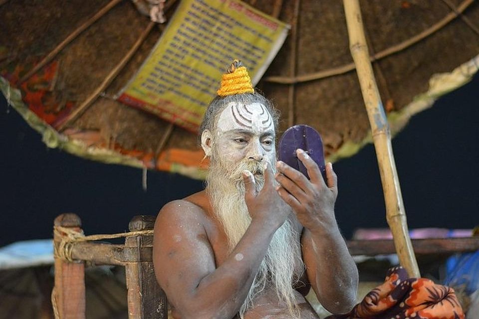 Varanasi: Morning Tour With Yoga Session and Boat Ride - Key Points