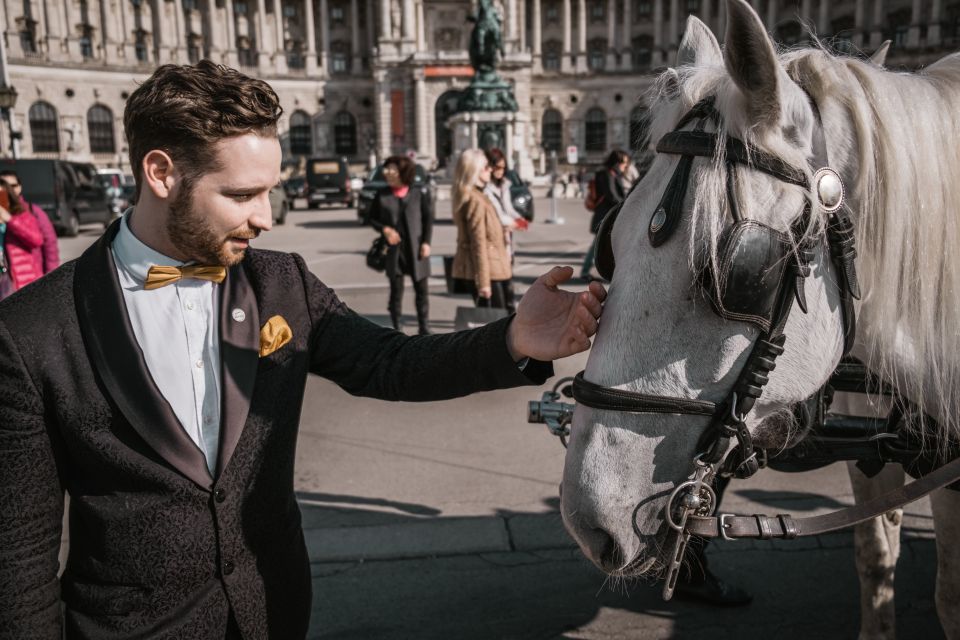 Vienna: Culinary Horse-Drawn Carriage Experience - Good To Know