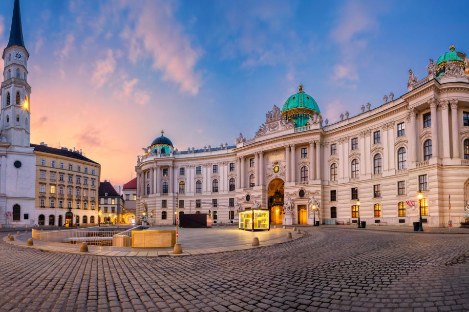 Vienna: First Discovery Walk and Reading Walking Tour - Good To Know