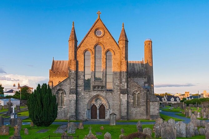 Walk the Medieval Mile With Pat - Good To Know