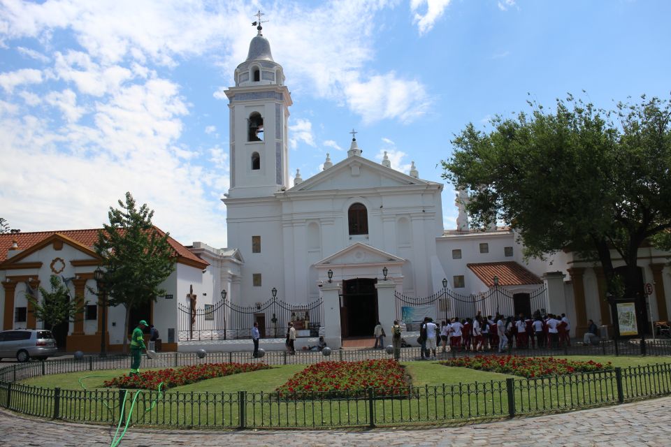 Walking Tour of the Recoleta Neighborhood in Buenos Aires - Key Points