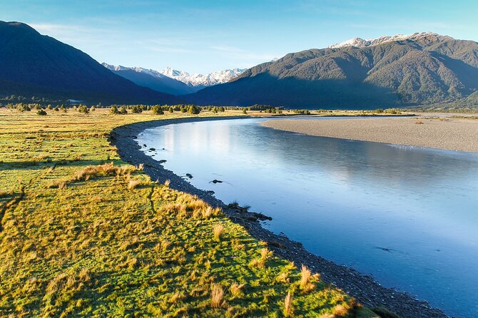 WESTLAND WONDERLAND 40 Minute Movie Spectacular of South West New Zealand - Key Points