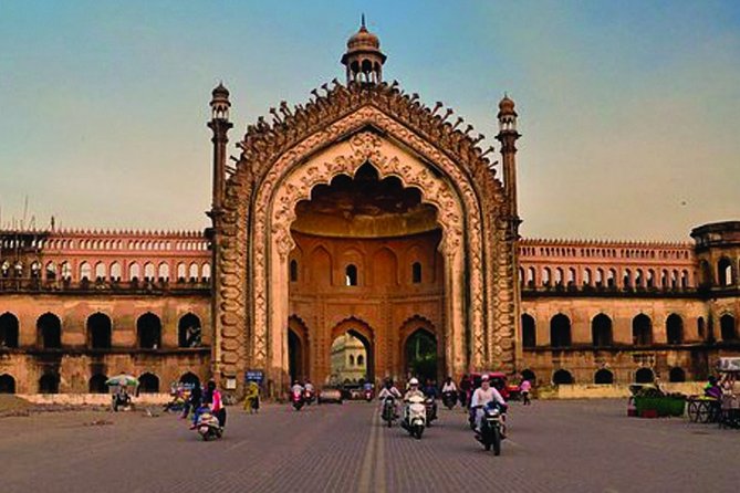 6-Hour Lucknow Sightseeing Tour With Hotel Pickup