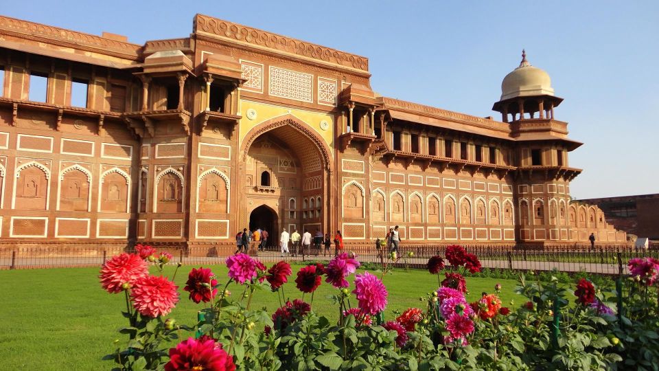 Agra: Full Day Agra Sightseeing Tour With Guide and Cab