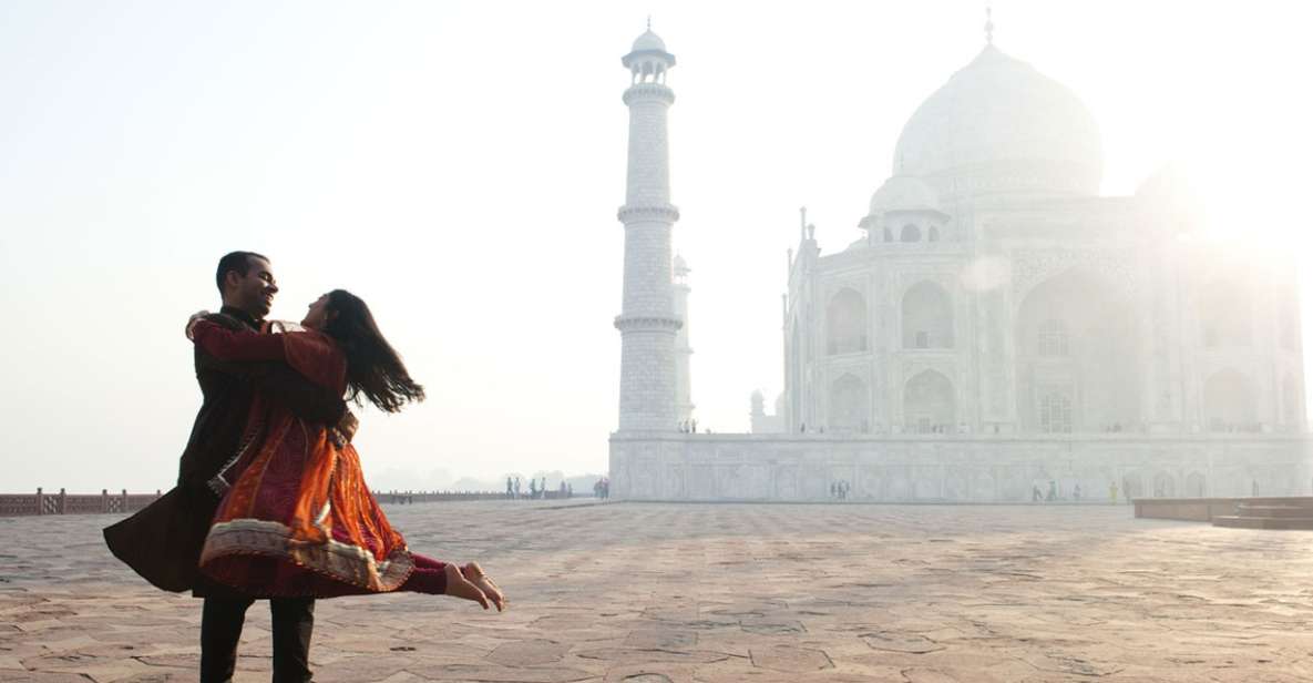 Agra: Taj Mahal and Agra Fort Tour With Skip the Line Ticket