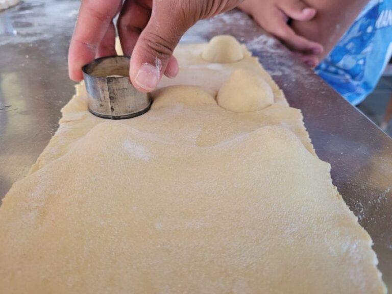 Amalfi: Pasta, Mozzarella, and Tiramisù Cooking Class