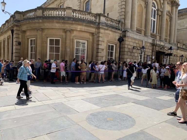 Bath: Guided City Walking Tour With Entry to the Roman Baths