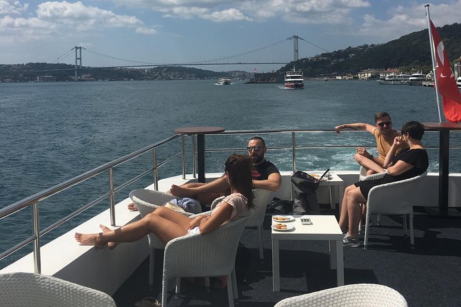 Bosphorus and Black Sea Half-Day Cruise From Istanbul Included Guide and Lunch