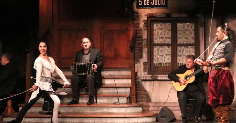 Buenos Aires: Tango and Folklore Show With Dinner