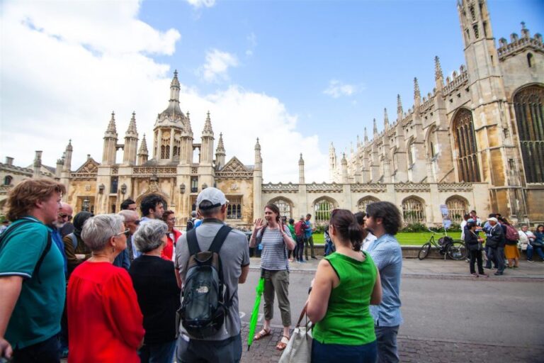 Cambridge: 2-Hour Private University Walking Tour