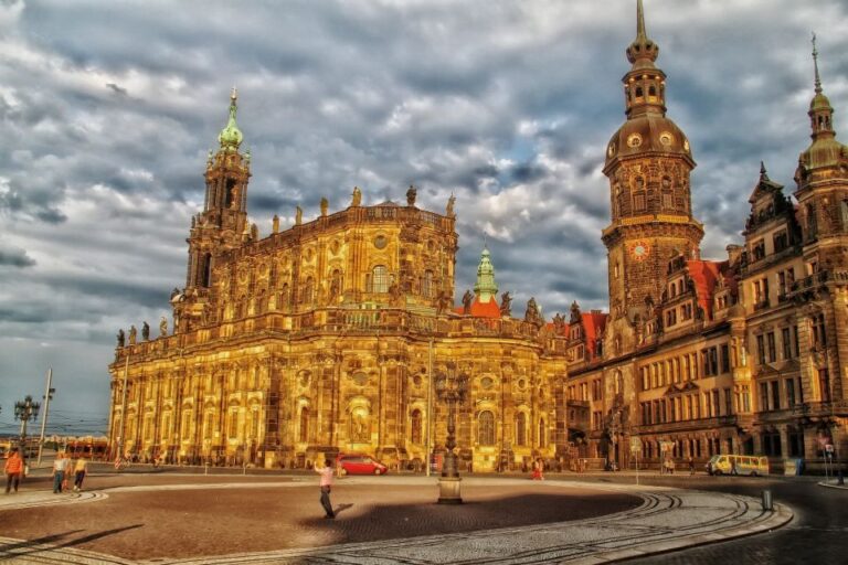 Dresden: Private Guided Walking Tour