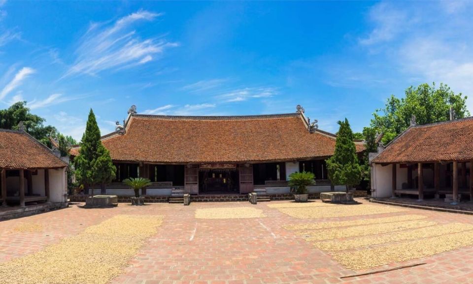 Duong Lam Ancient Village Day Trip Private Tour - Itinerary Details