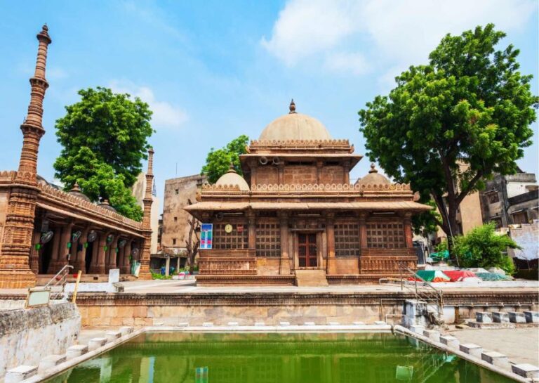 Explore the Best of Ahmedabad by Car (Guided Full Day Tour)