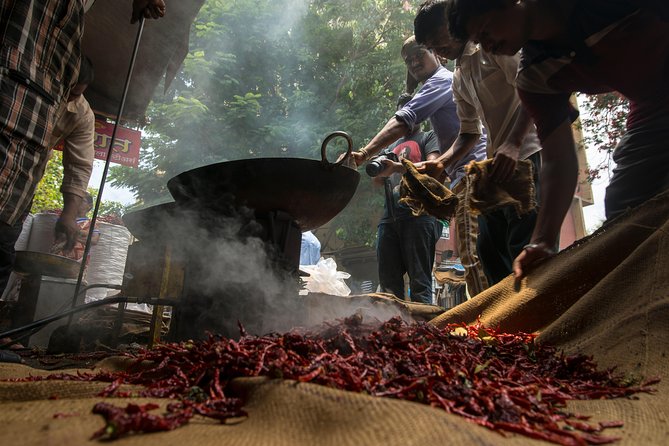 Explore the Morning Markets, Dharavi and Five Senses Tour of Mumbai in 2 Days! - Overview of the Tour