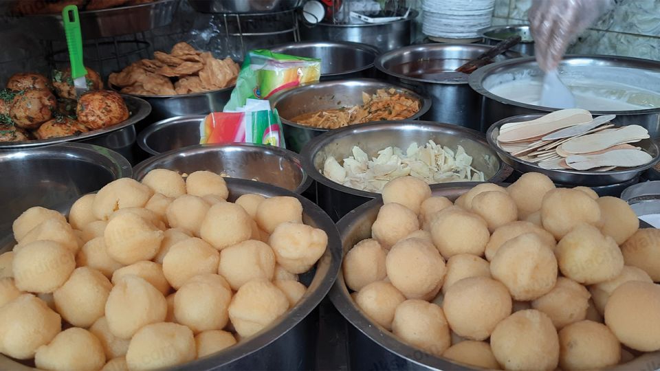 Food Walking Tour in Old Delhi