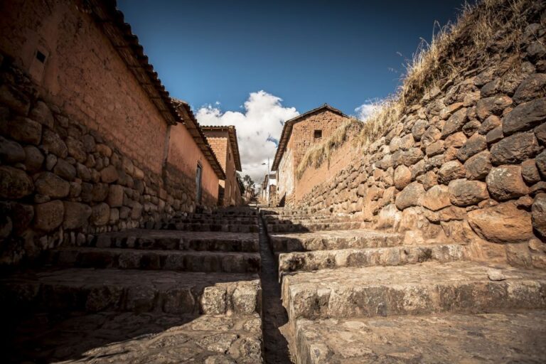 From Cusco: Chinchero, Maras, and Moray Private Day Trip