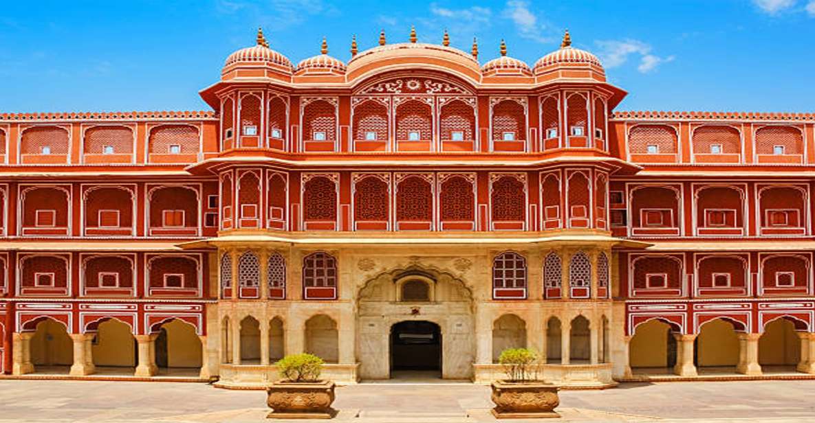 From Delhi: 2-Day Jaipur Private Guided Tour