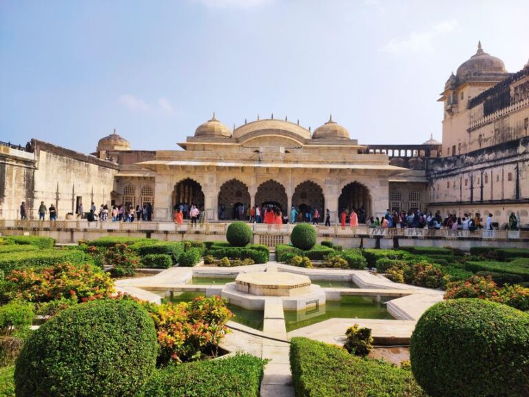 From Delhi: Private Jaipur & Amber Fort Guided Tour by Car