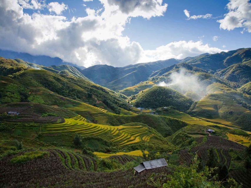 From Hanoi: 3-Day Sapa Trekking With Limousine Transfer