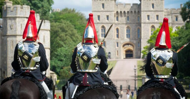 From London: Windsor, Stonehenge & Oxford Private Car Tour