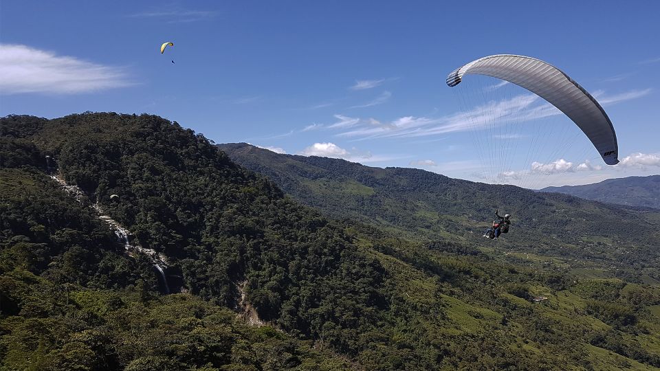 From Medellin: Private Paragliding Tour Over Waterfalls