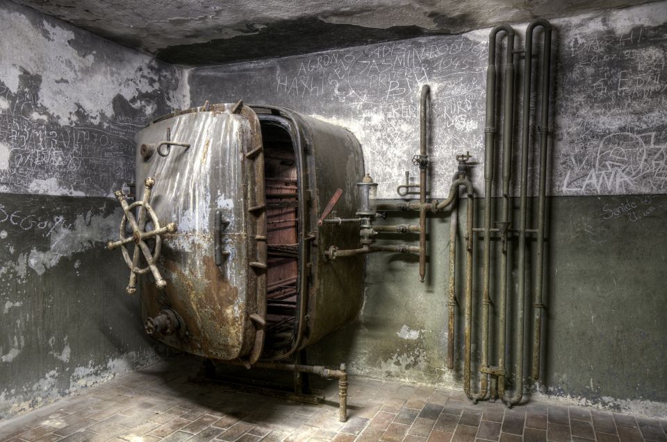 From Vienna: Private Guided Tour By Car Mauthausen Memorial