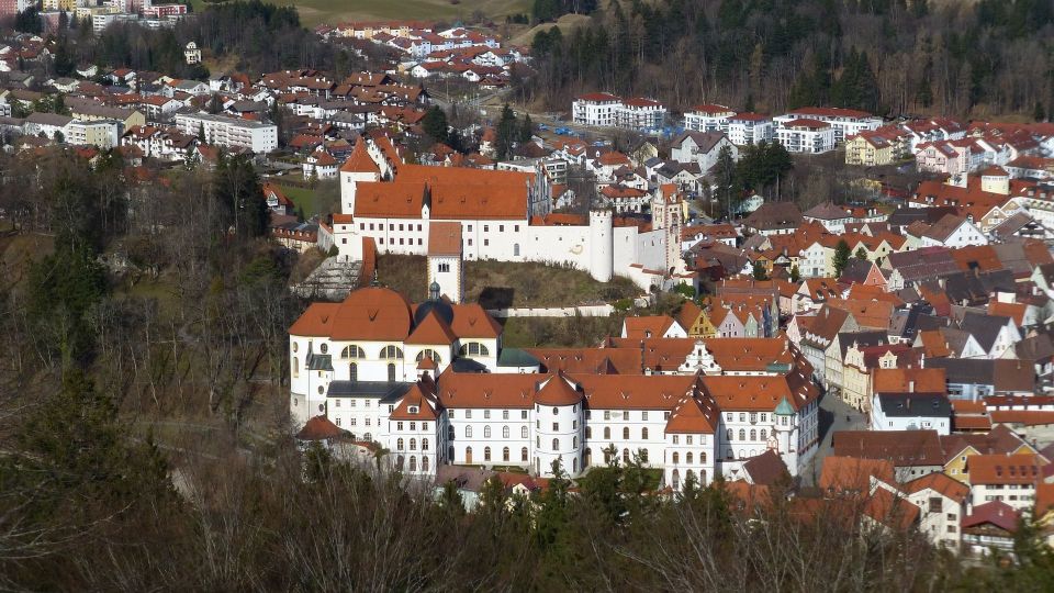 Füßen: Private Guided Walking Tour - Highlights