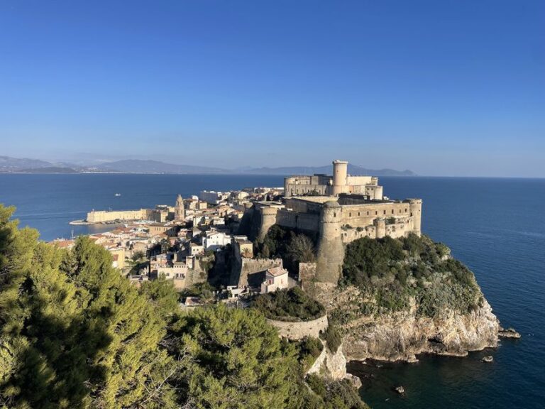 Gaeta: Guided Boat Tour With Snorkeling Experience