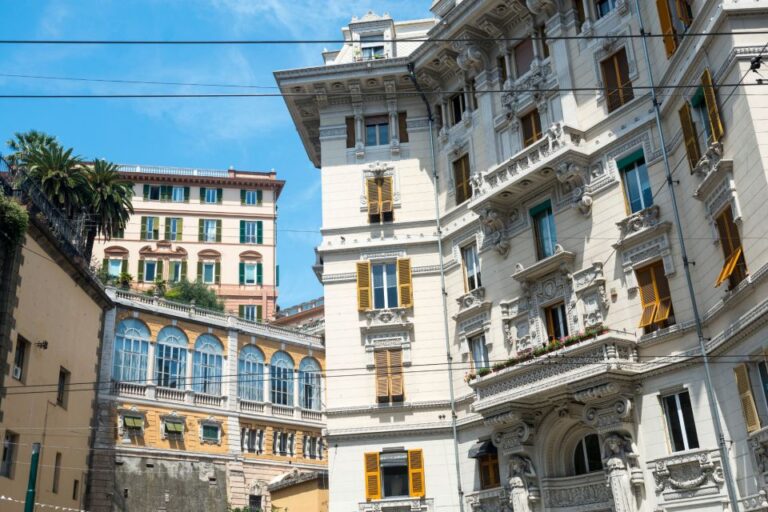 Genoa: First Discovery Walk and Reading Walking Tour